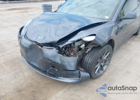 2023 Tesla Model 3 Long Range Dual Motor All-Wheel Drive z USA, uszkodzony, nr VIN 5YJ3E1EB3PF633554